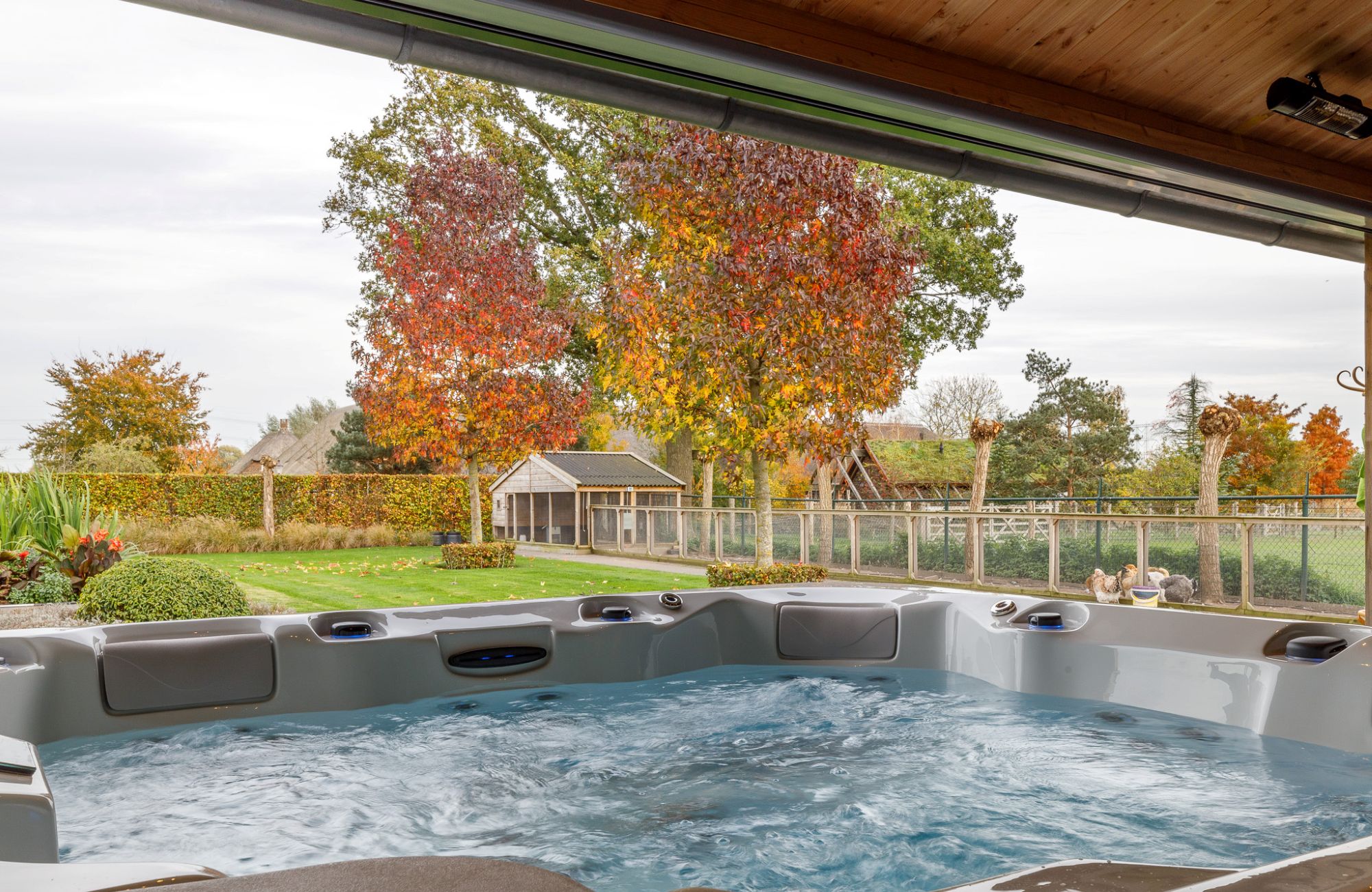 jacuzzi