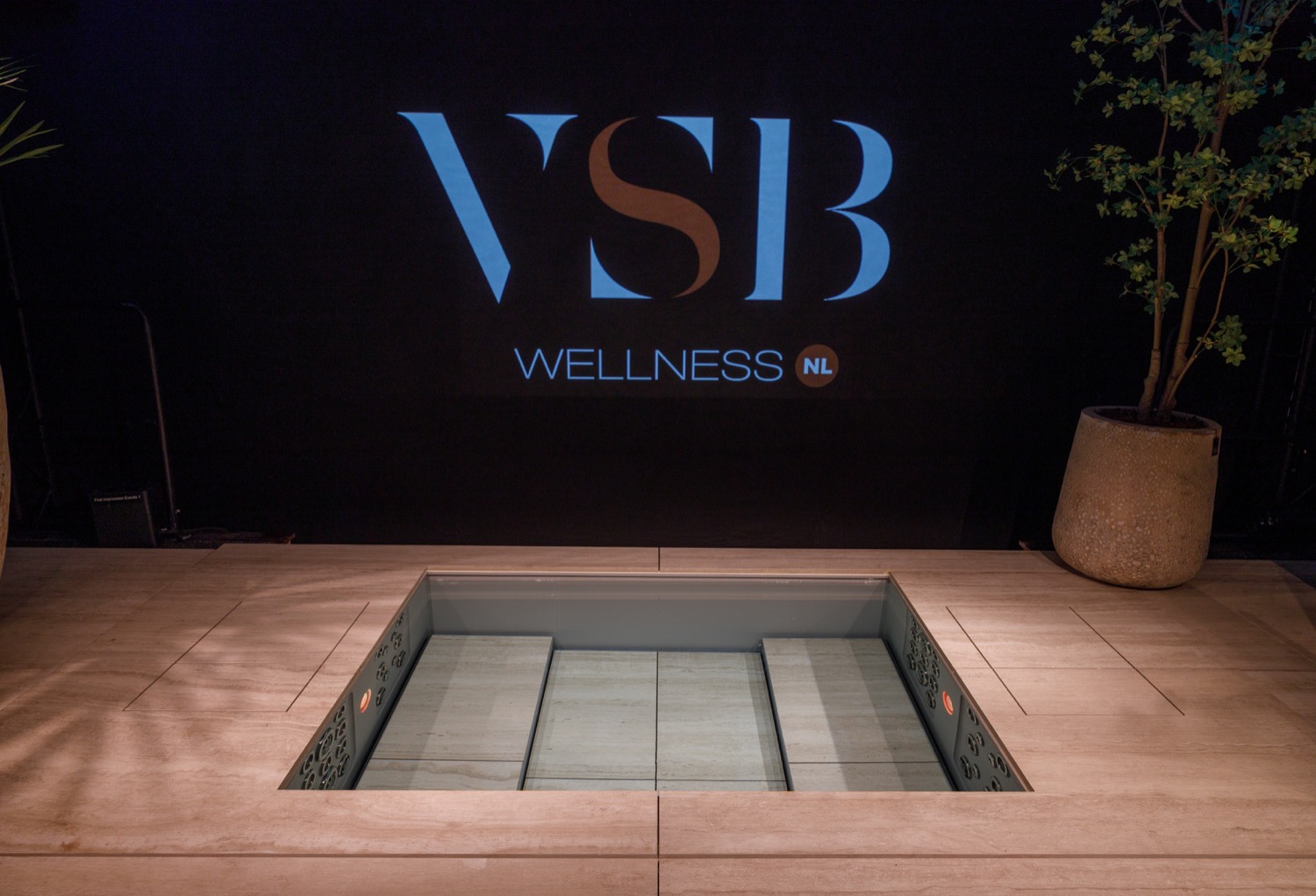 luxe spa met beweegbare bodem