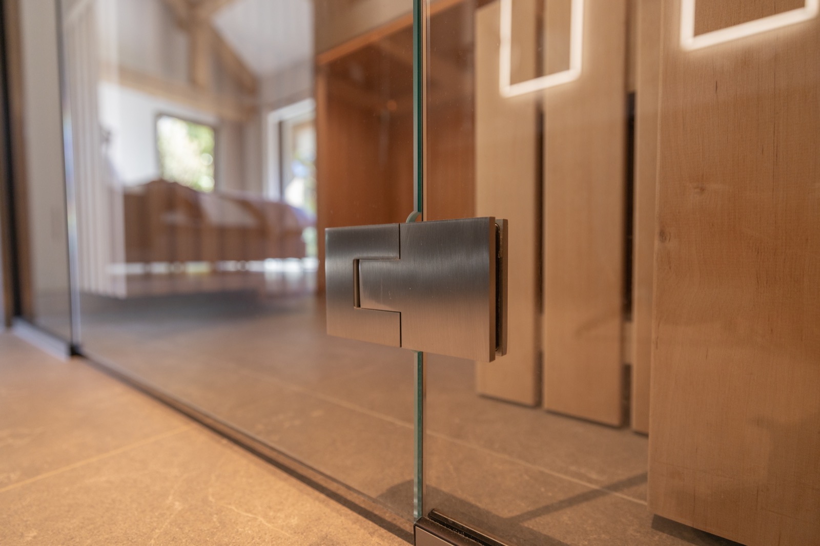 details deur sauna