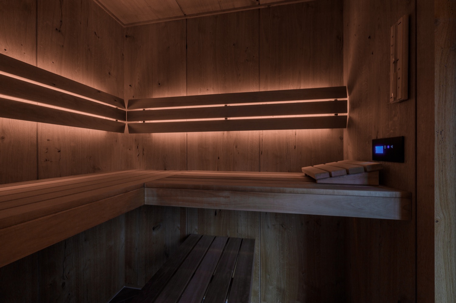 luxe sauna