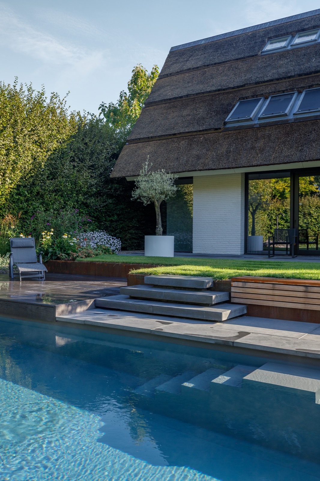 tuin met maatwerk zwembad