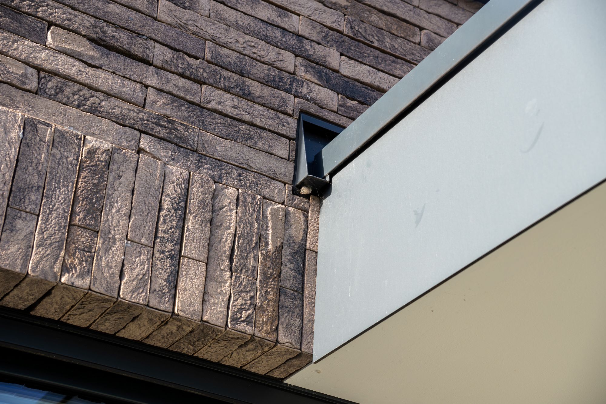 afwerking steenstrips