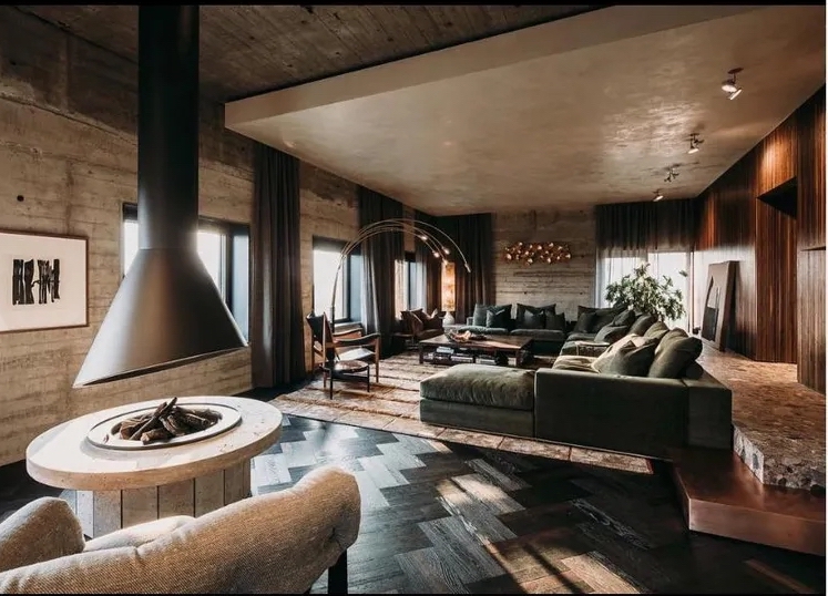 interieur met luxe plafondafwerking