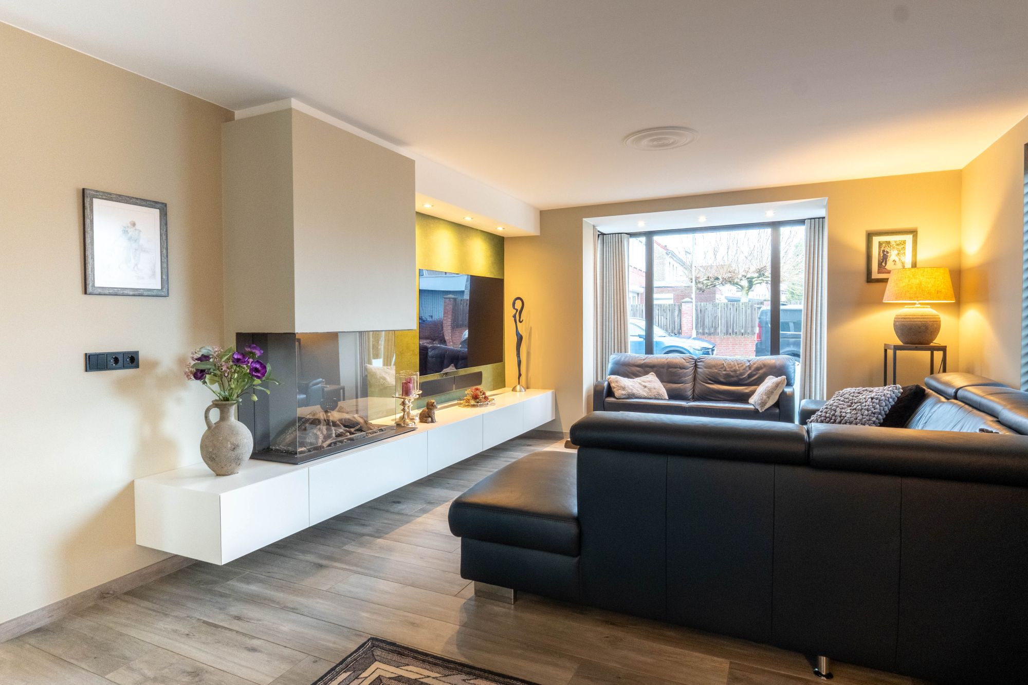 wandafwerking woonkamer