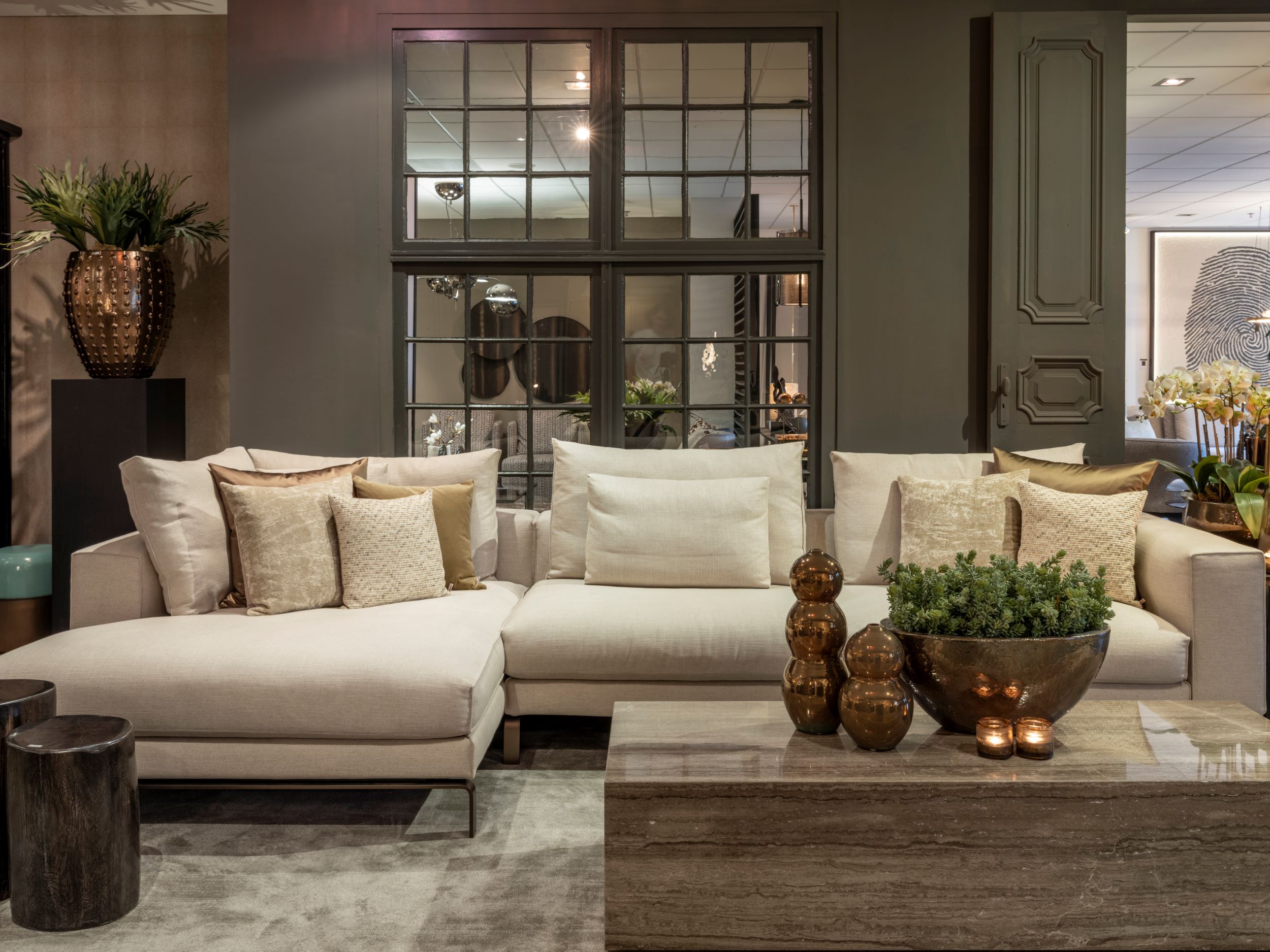 luxe showroom