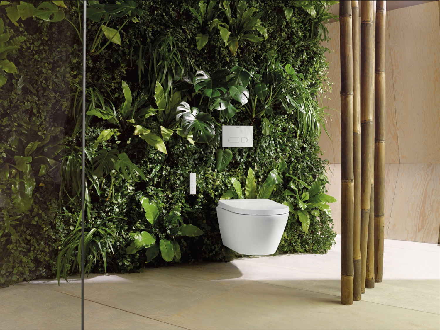 luxe toilet
