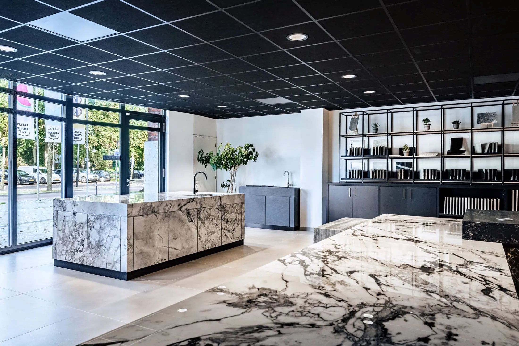 luxe showroom