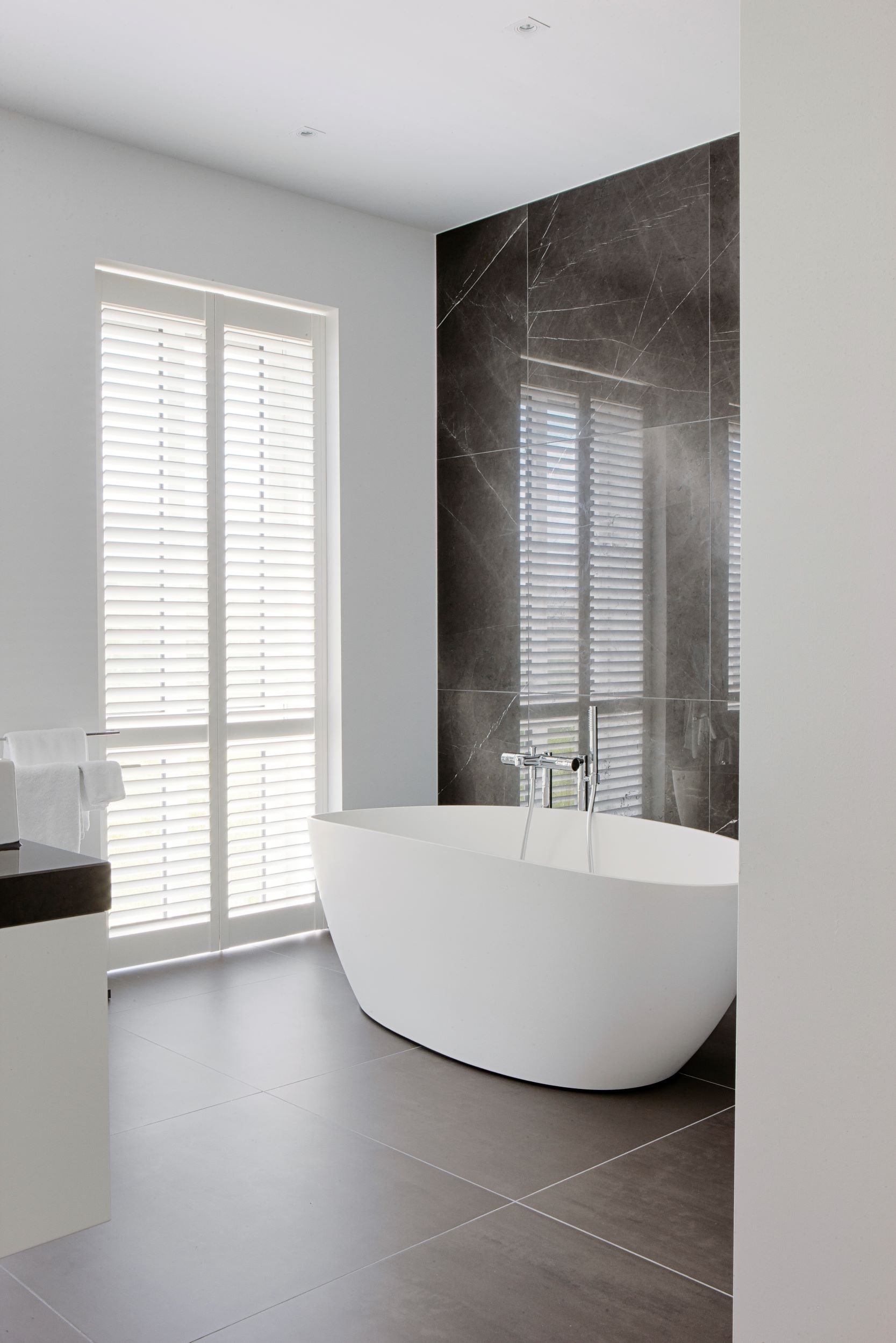 luxe shutters badkamer