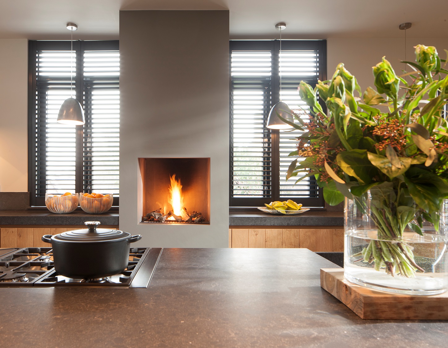 luxe houten shutters in interieur